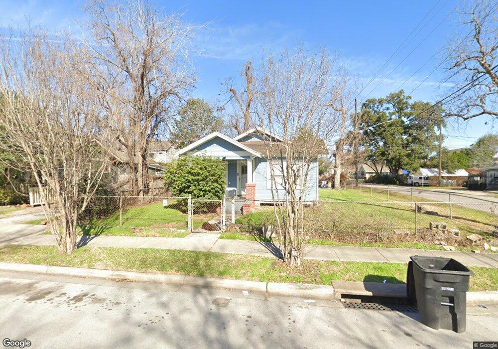 119 Munford St, Houston, TX 77008 - photo 1