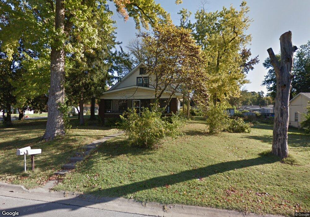 204 Mary St, Jeffersonville, IN 47130 - photo 1