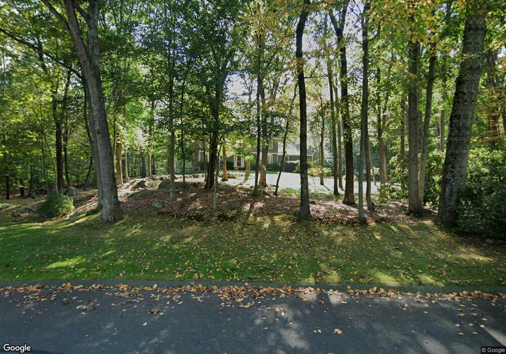 56 Rilling Ridge, New Canaan, CT 06840 - photo 1