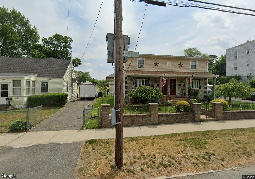 47 Lyons St, Indian Orchard, MA 01151 - photo 1