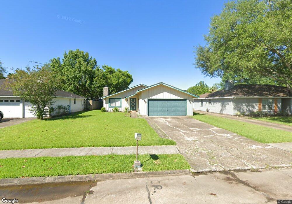 16718 Hibiscus Ln, Friendswood, TX 77546 - photo 1