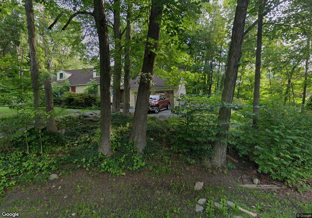 7 W Redding Rd, Danbury, CT 06810 - photo 1