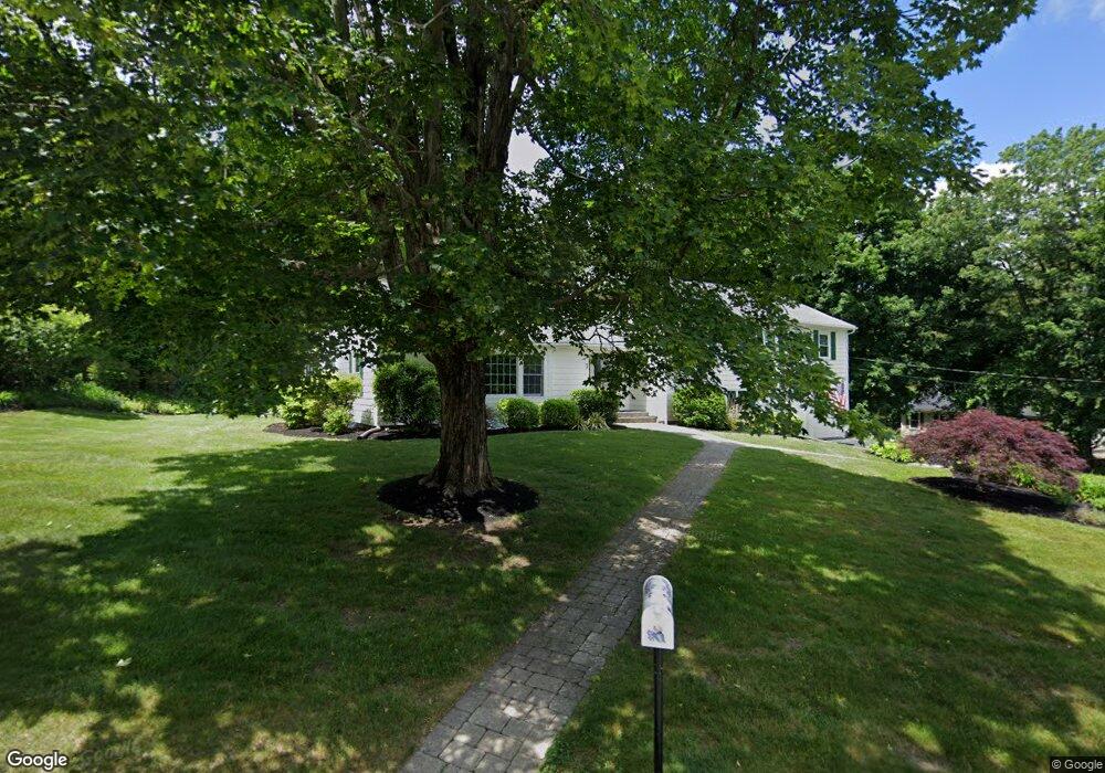 7 Wyndhurst Dr, Holden, MA 01520 - photo 1