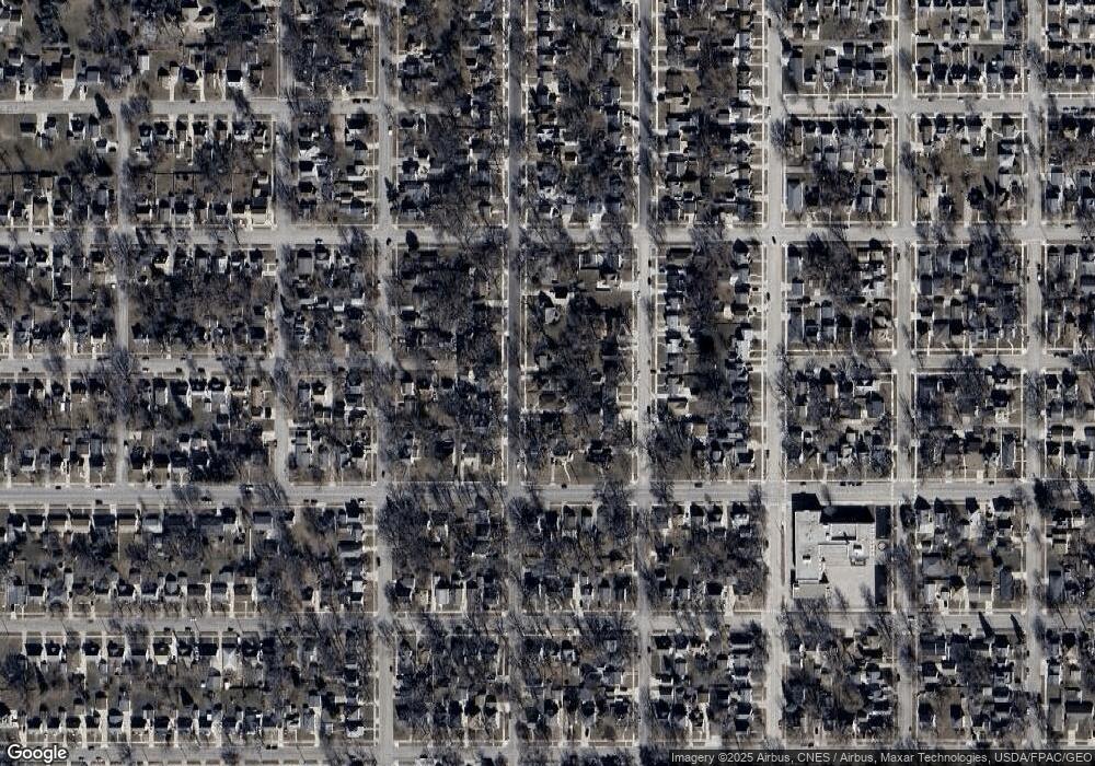 908 10th St NW, Austin, MN 55912 - photo 1