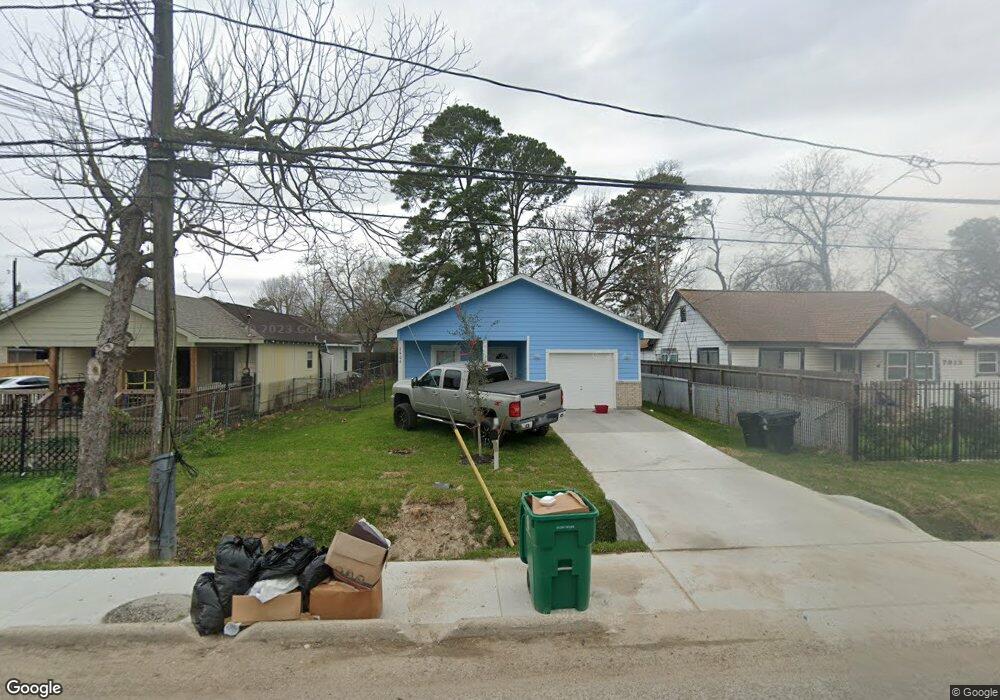 7909 Helmers St, Houston, TX 77022 - photo 1
