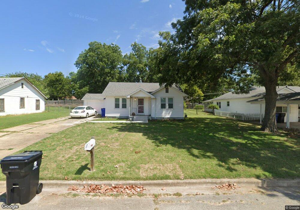 705 N Birch Ave, Broken Arrow, OK 74012 - photo 1