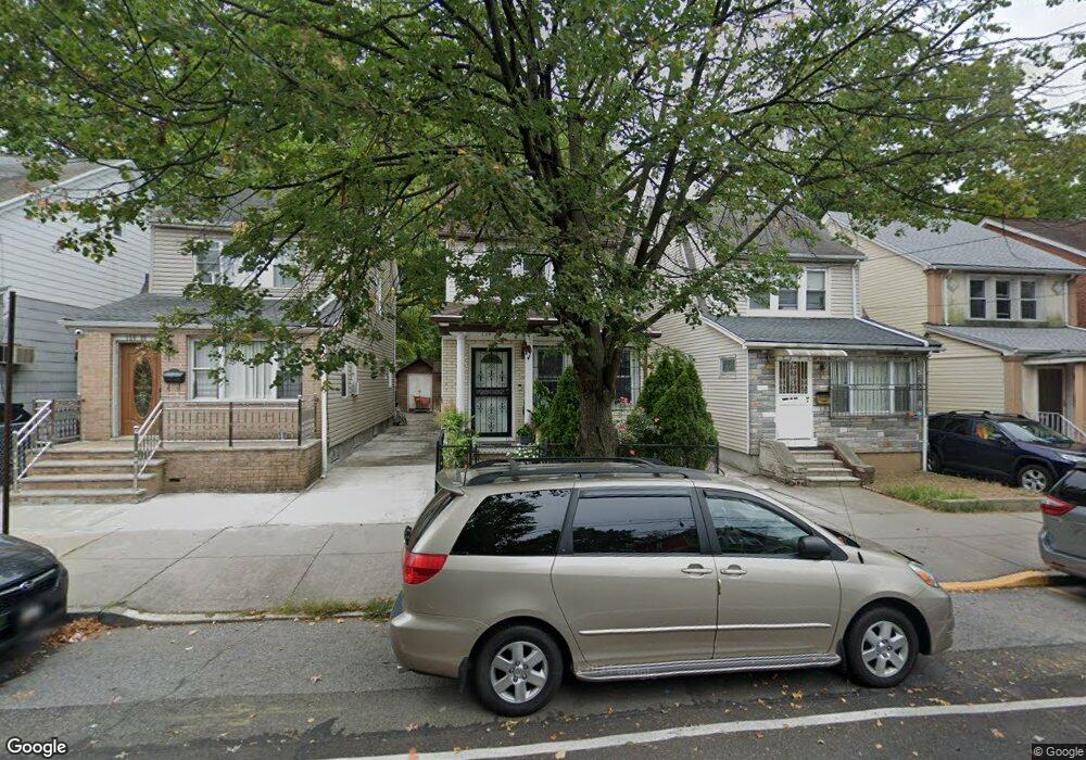 15424 65th Ave, Flushing, NY 11367 - photo 1