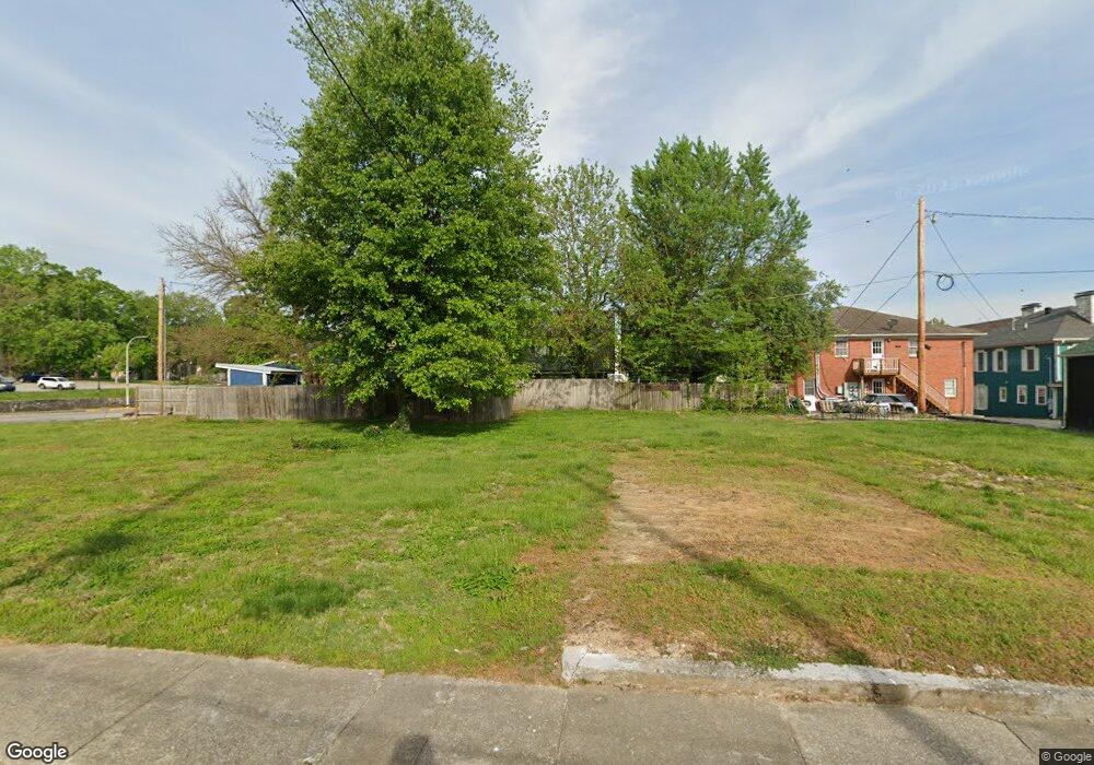 512 Lewis St, Frankfort, KY 40601 - photo 1