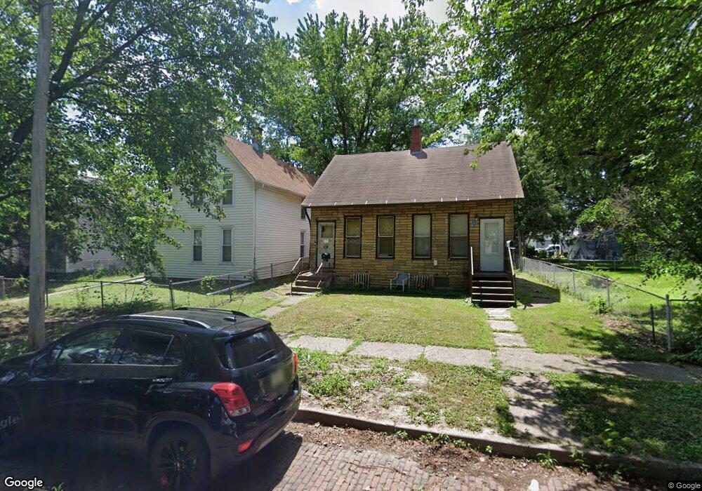 2021 W 1st St, Davenport, IA 52802 - photo 1