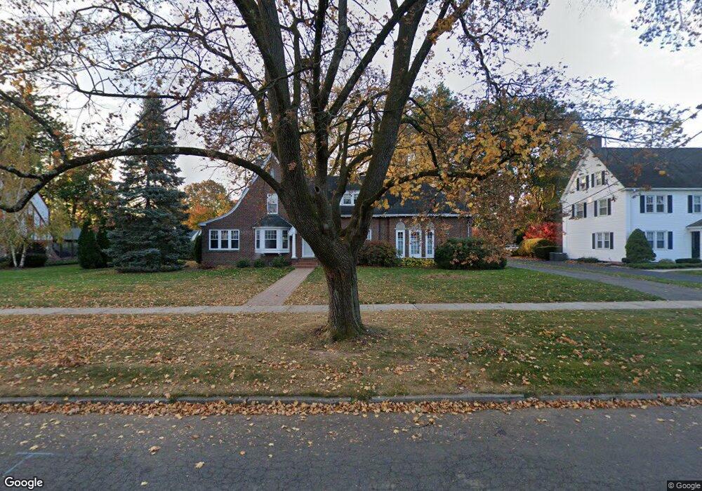 76 Dover Rd, New Britain, CT 06052 - photo 1