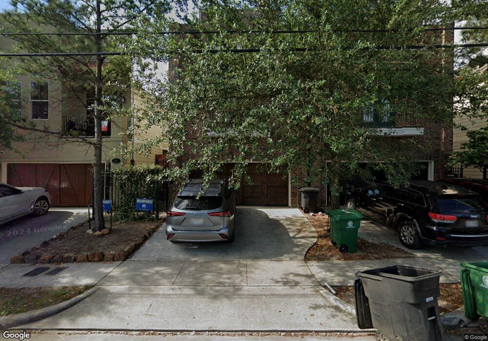 654 E 6th 1/2 St, Houston, TX 77007 - photo 1