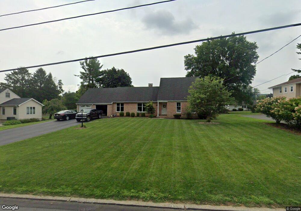 270 Blenheim Dr, Easton, PA 18045 - photo 1