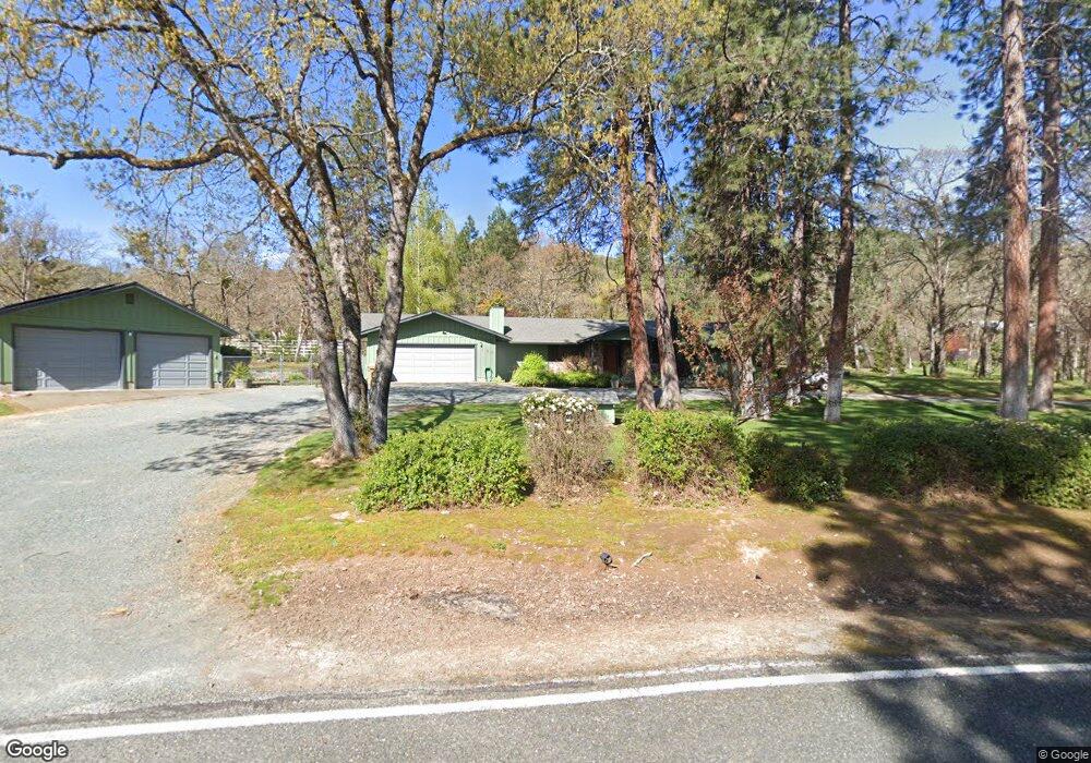 180 Glenoak Ln, Grants Pass, OR 97526 - photo 1