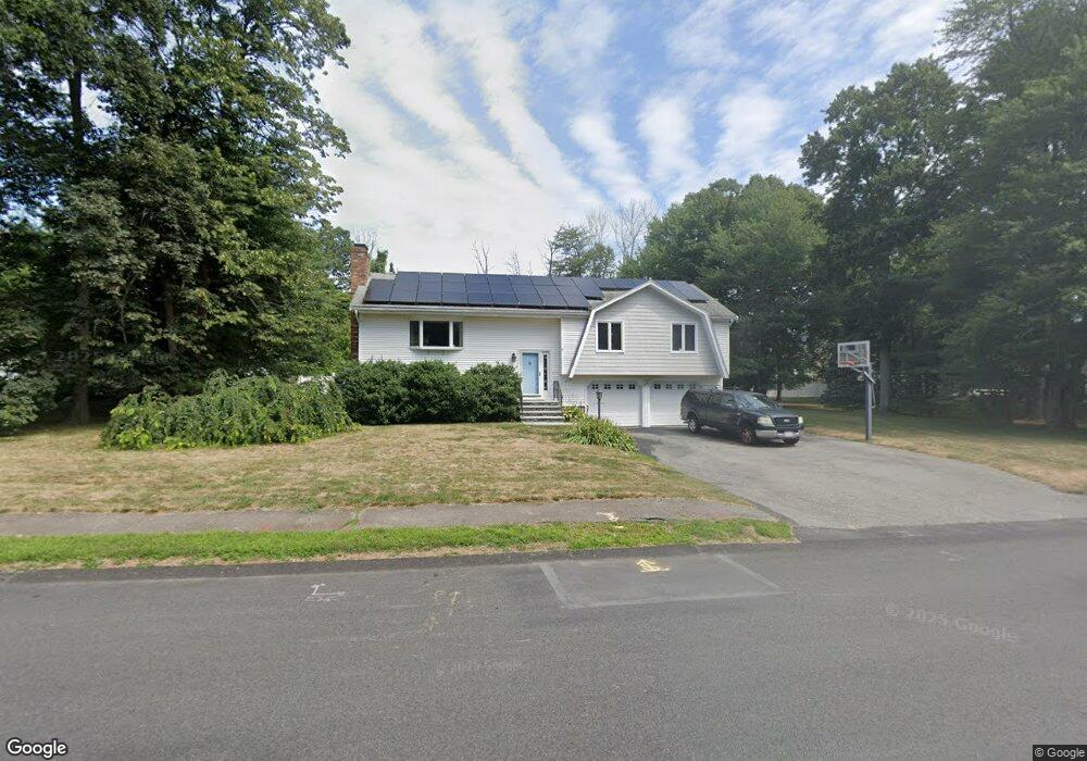 25 Hollytree Rd, Stoughton, MA 02072 - photo 1