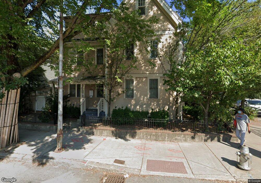 315 River St unit 1, Cambridge, MA 02139 - photo 1