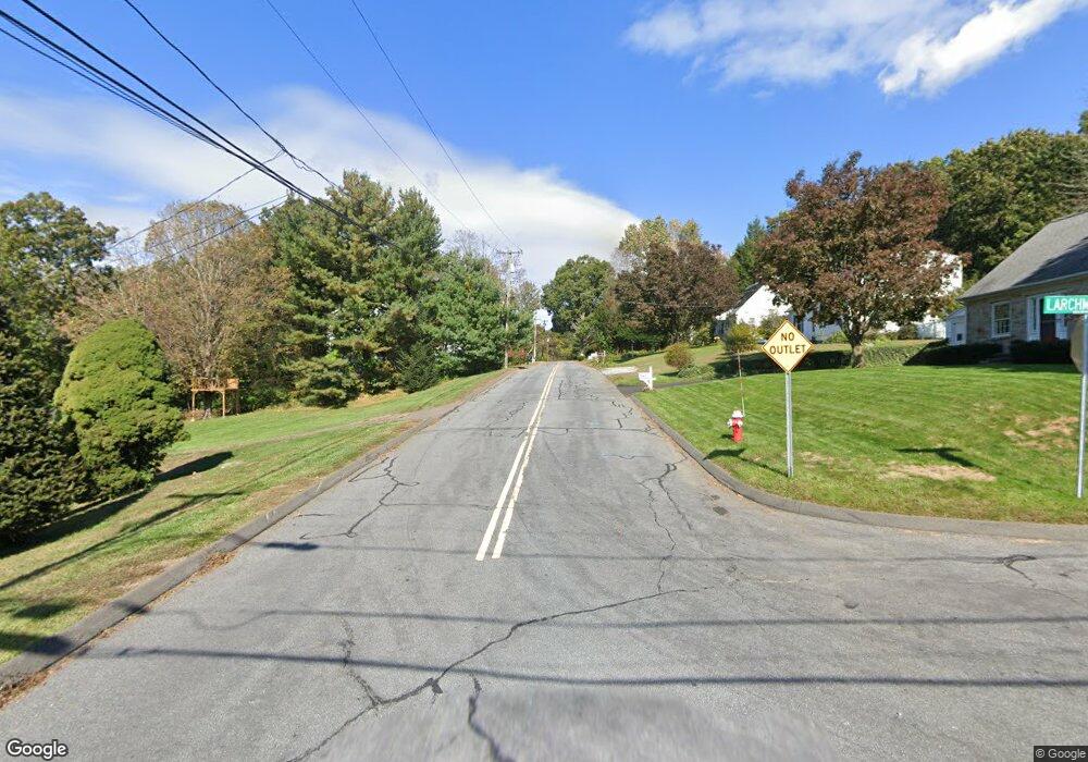 1194339 Richardson Dr, Middlebury, CT 06762 - photo 1