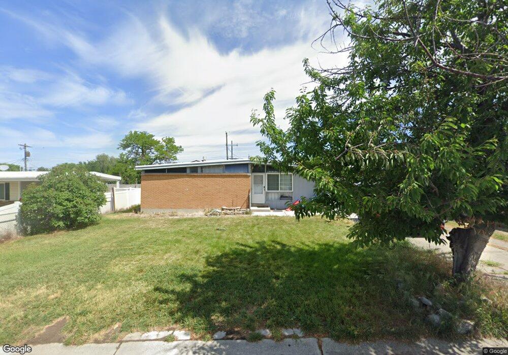 387 E Arlo Ave, Sandy, UT 84070 - photo 1