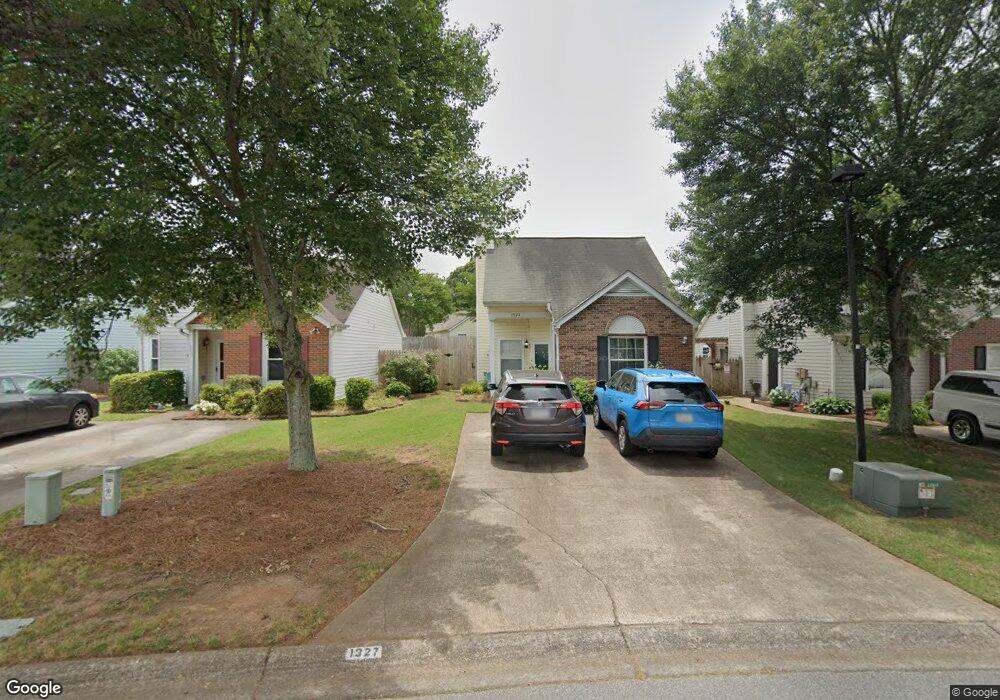 1327 Yorkshire Ln unit 4, Woodstock, GA 30188 - photo 1