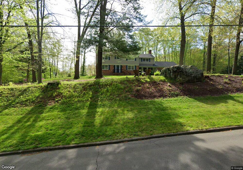 58 Carriage Dr, Cheshire, CT 06410 - photo 1