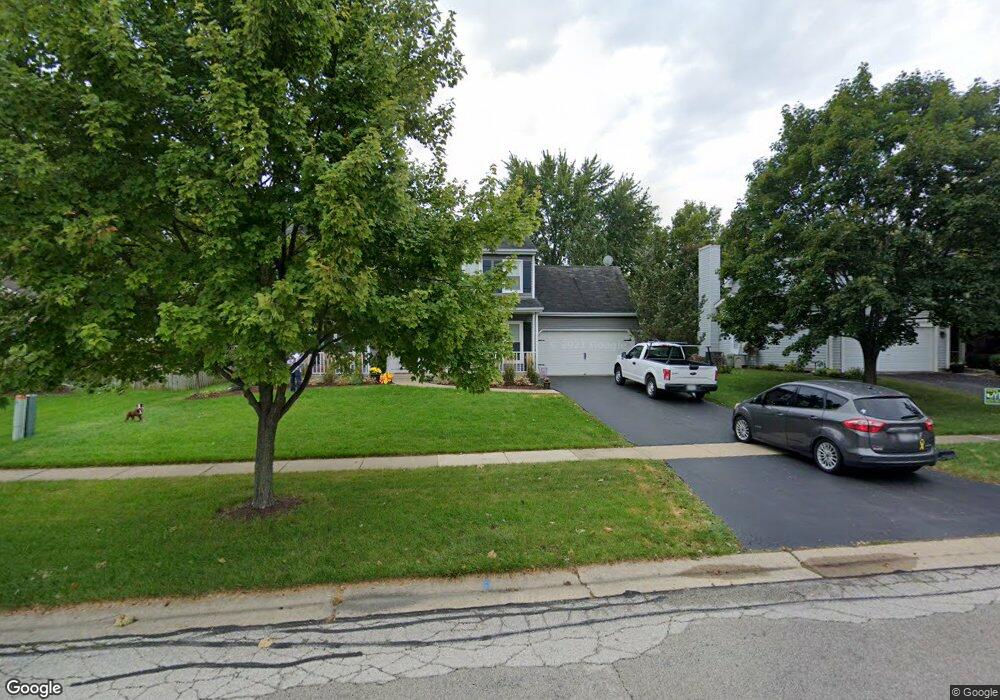 760 Newberry Dr, Batavia, IL 60510 - photo 1