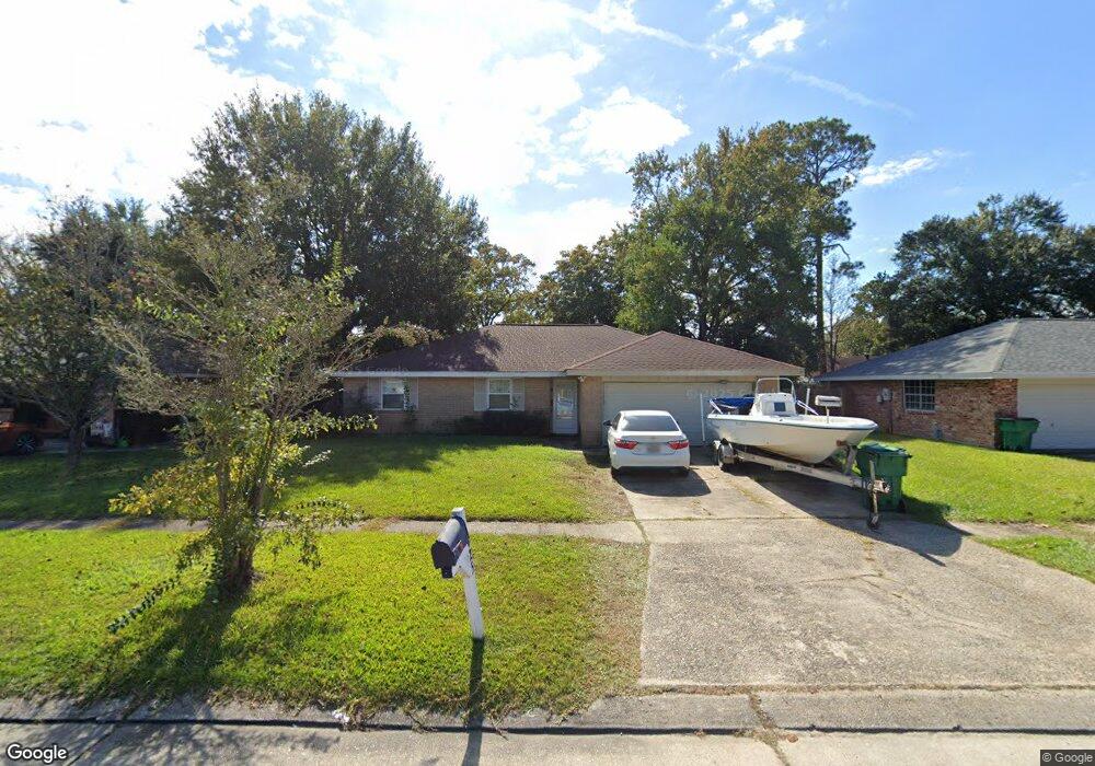 425 Pine Shadows Dr, Slidell, LA 70458 - photo 1