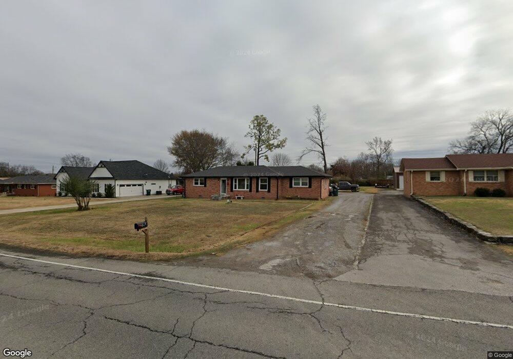 809 Castle Heights Ave, Lebanon, TN 37087 - photo 1