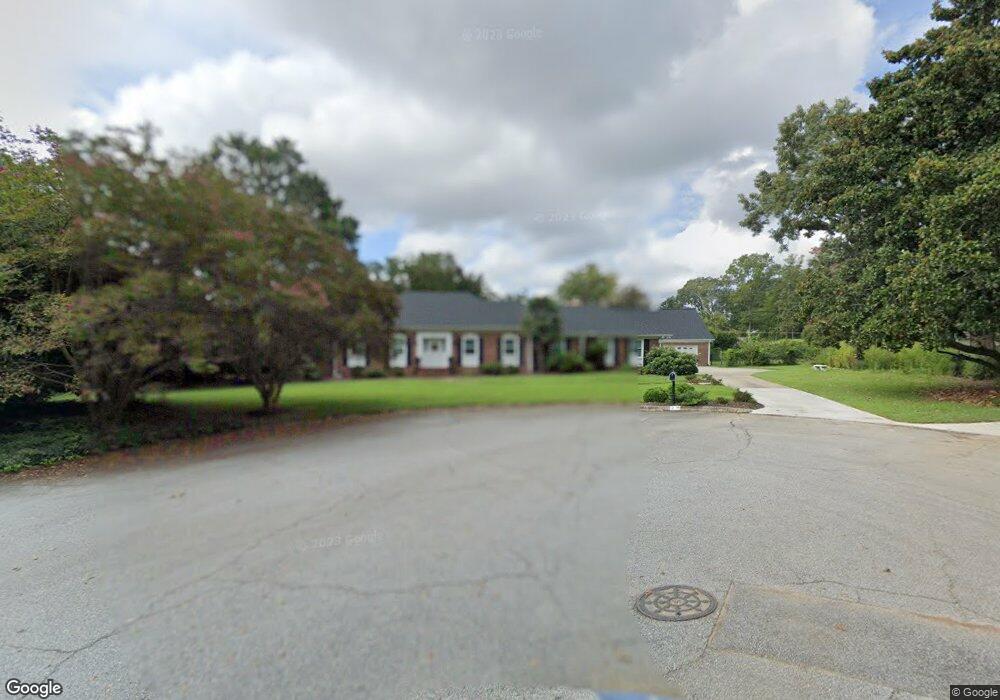 2 Redcliffe Rd, Greenville, SC 29615 - photo 1