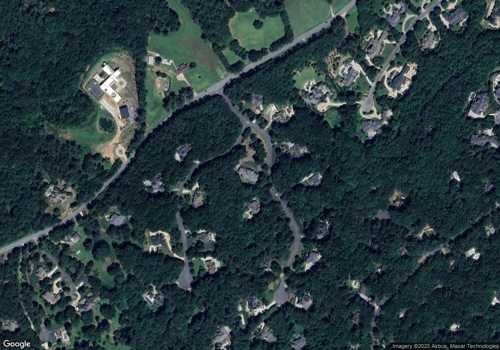 1010 Wilson Glen Dr, Roswell, GA 30075 - photo 1