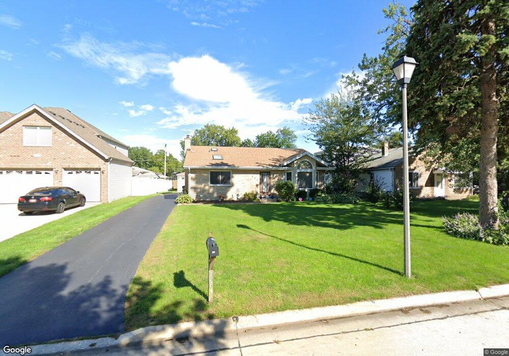 653 N Indiana St, Elmhurst, IL 60126 - photo 1