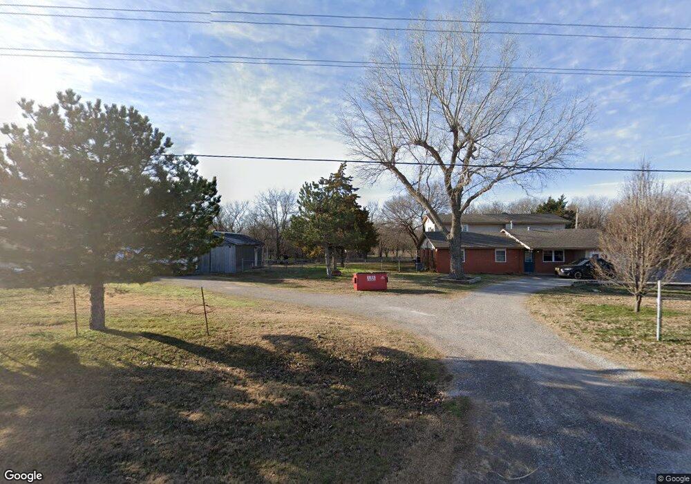 17237 W Gore Blvd, Cache, OK 73527 - photo 1