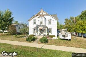 201 S Charles St, Calmar, IA 52132