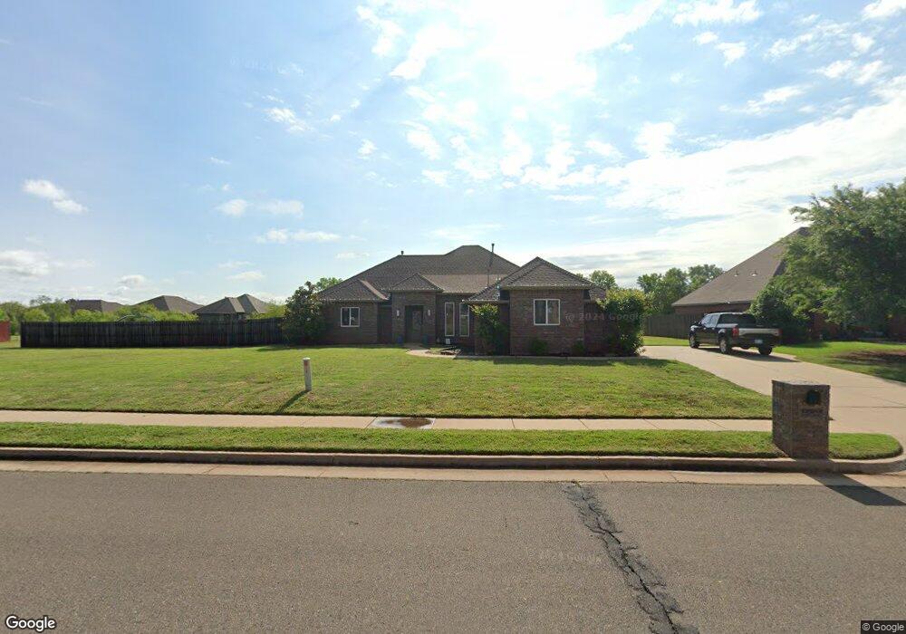 17512 Silverhawk Way, Edmond, OK 73012 - photo 1