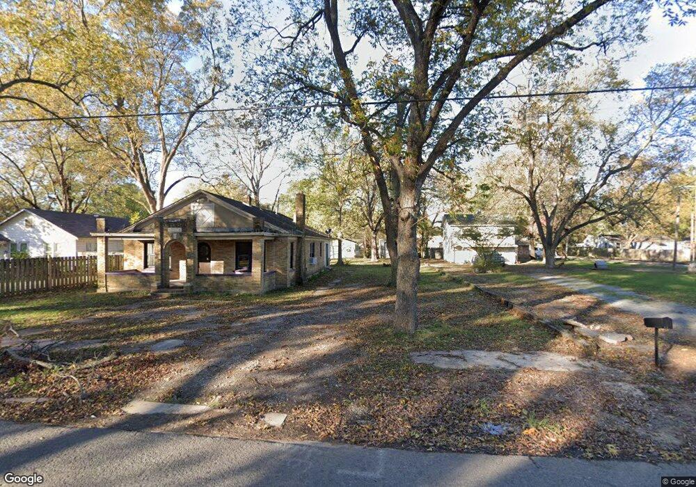 407 E 10th St, Stuttgart, AR 72160 - photo 1