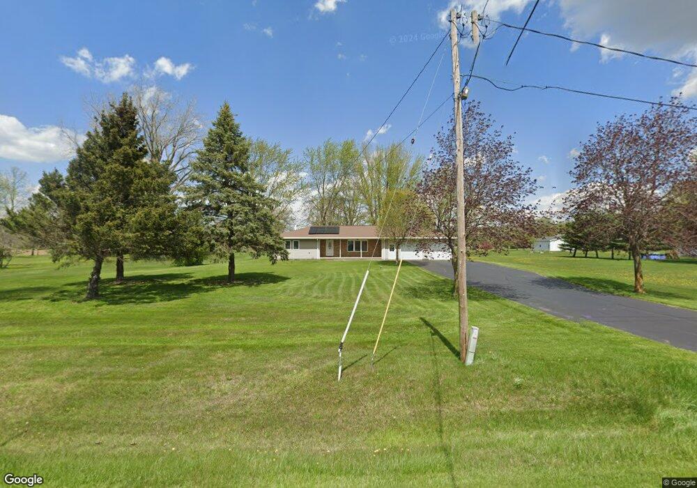 1118 W Curtis Rd, Saginaw, MI 48601 - photo 1