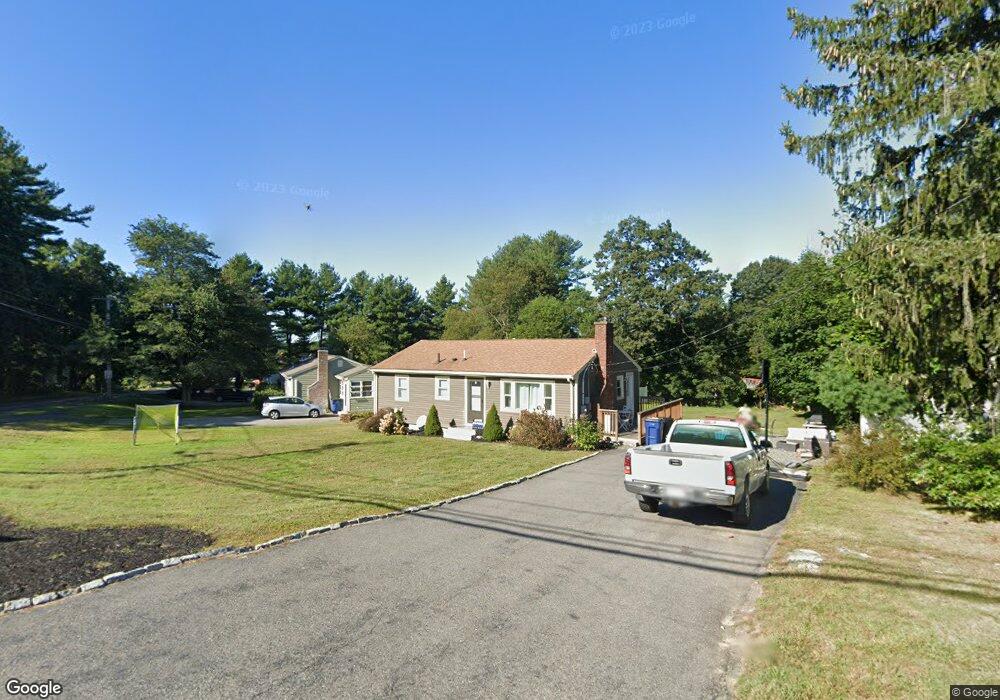 55 Lovering St, Medway, MA 02053 - photo 1