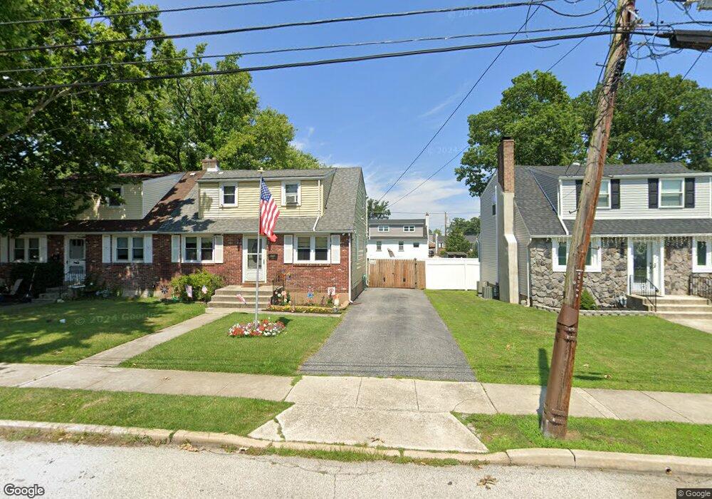 436 Edgewood Ave, Folsom, PA 19033 - photo 1