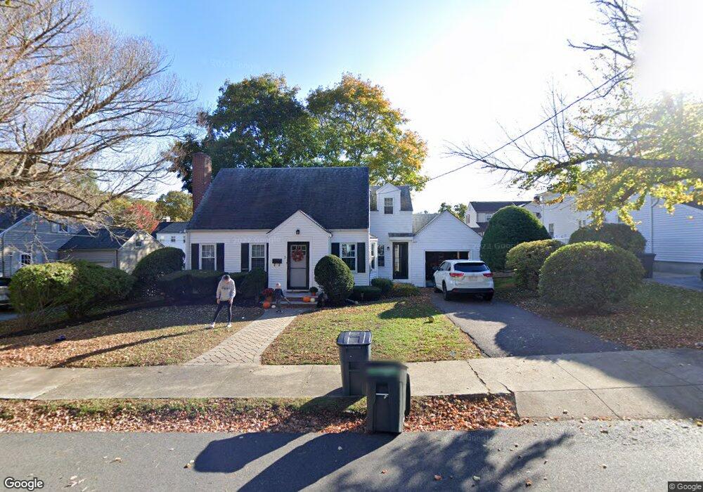 3 Sherman Rd, Stoneham, MA 02180 - photo 1