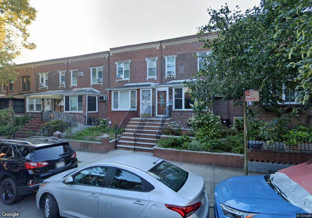 2509 37th St, Astoria, NY 11103 - photo 1