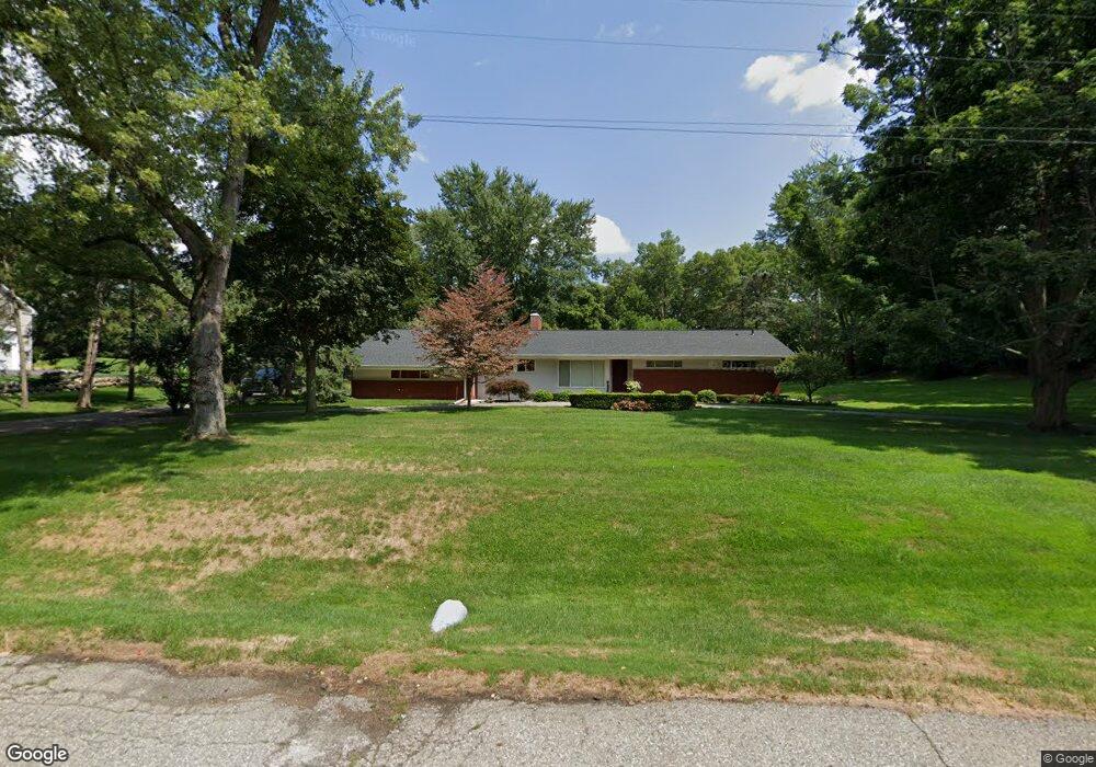 4975 Rands Rd, Bloomfield Hills, MI 48302 - photo 1