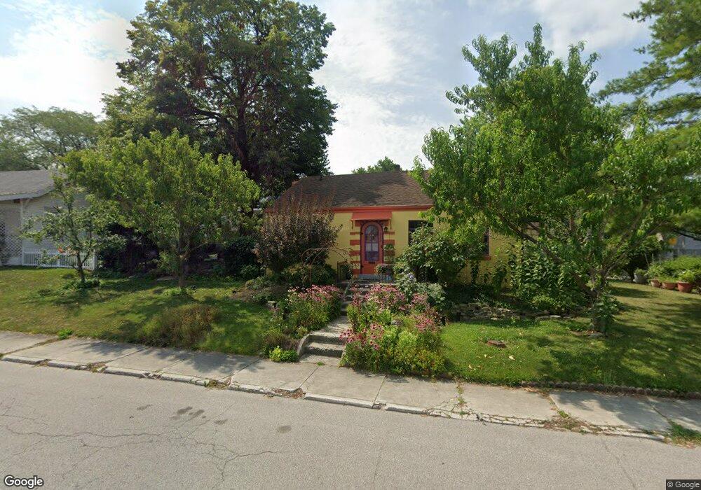 222 E Cherry St, Bluffton, IN 46714 - photo 1