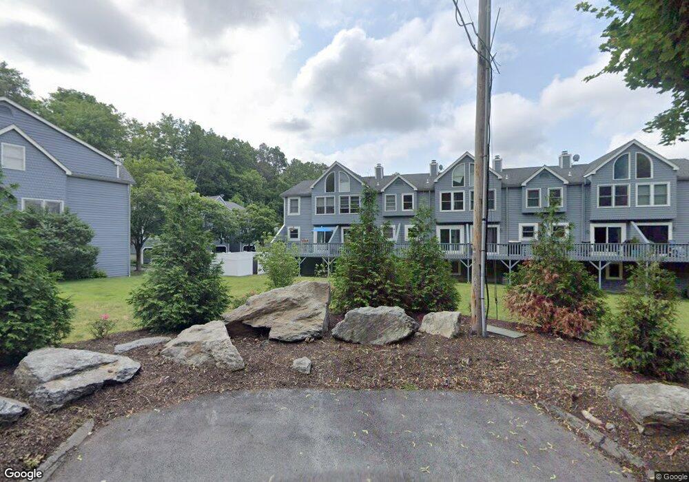 100 Fawn Ridge Ln, Norwalk, CT 06851 - photo 1