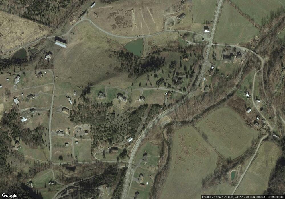 201 Forsythia Ln, Petersburg, WV 26847 - photo 1