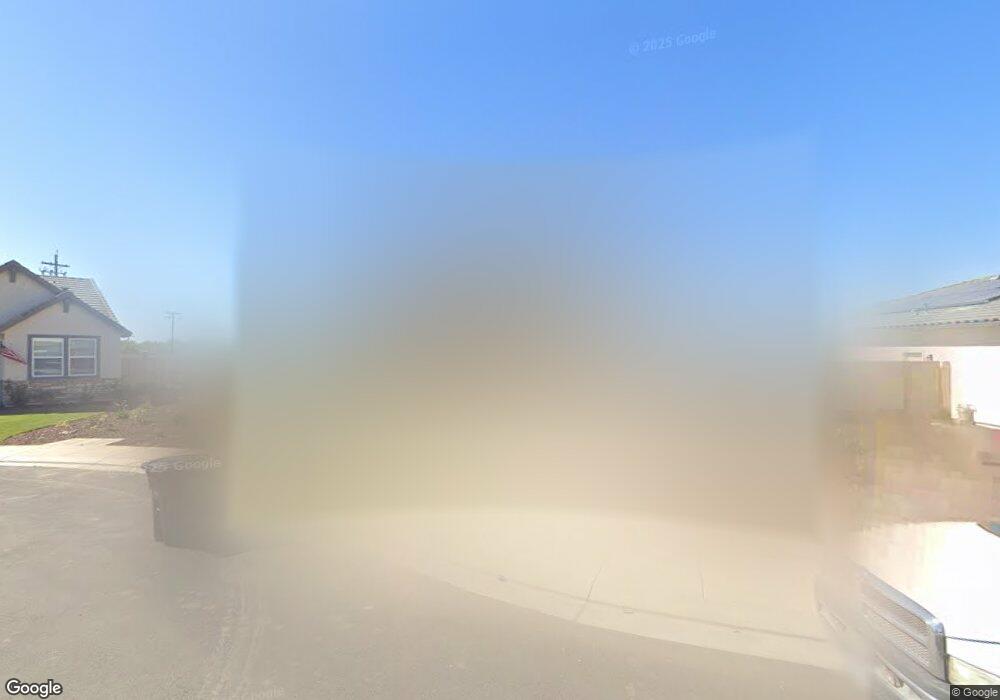 686 Chestnut Dr, Oakdale, CA 95361 - photo 1