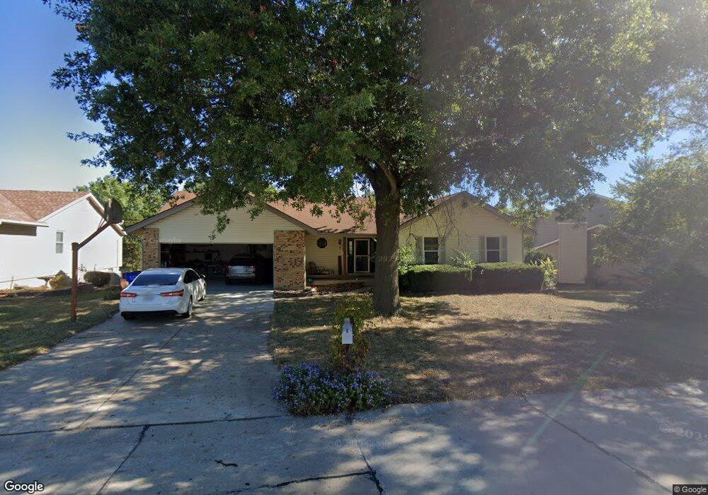 712 Cedar Glen Dr, Weldon Spring, MO 63304 - photo 1