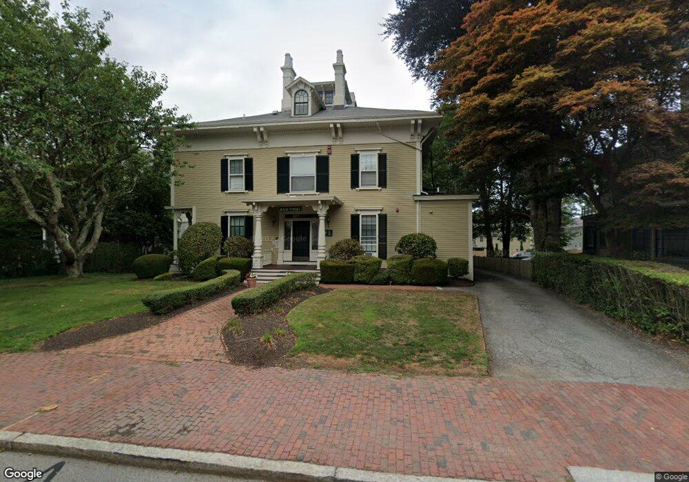 28 Kay St unit 2, Newport, RI 02840 - photo 1