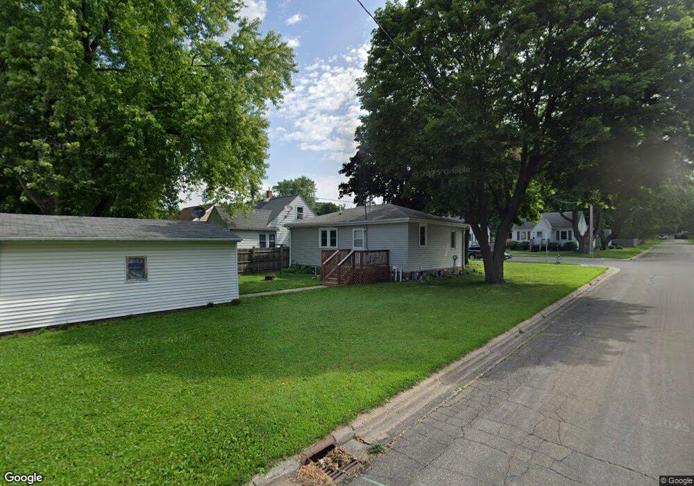 501 Saint Peter Ave, Albert Lea, MN 56007 - photo 1