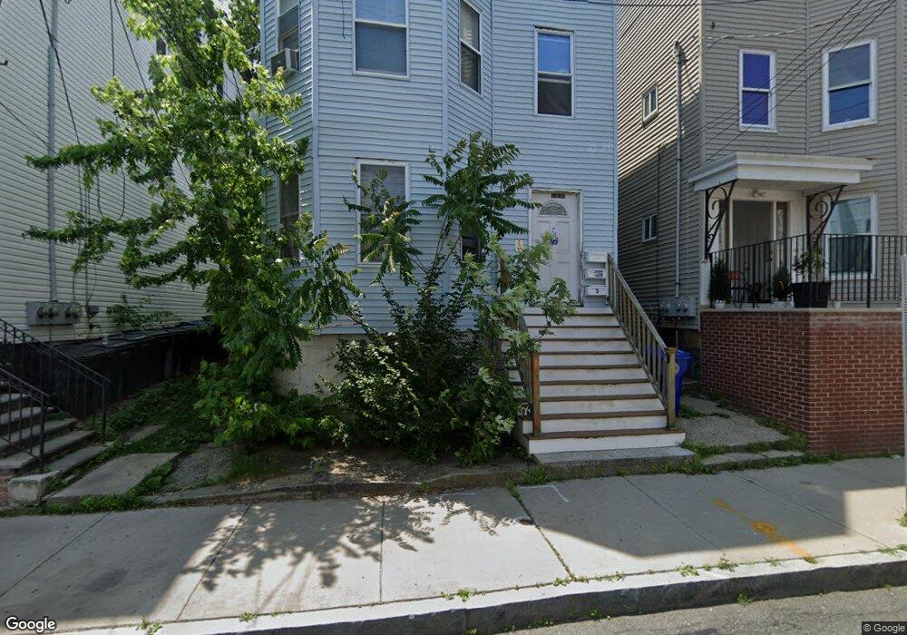 107 Library St unit 4, Chelsea, MA 02150 - photo 1