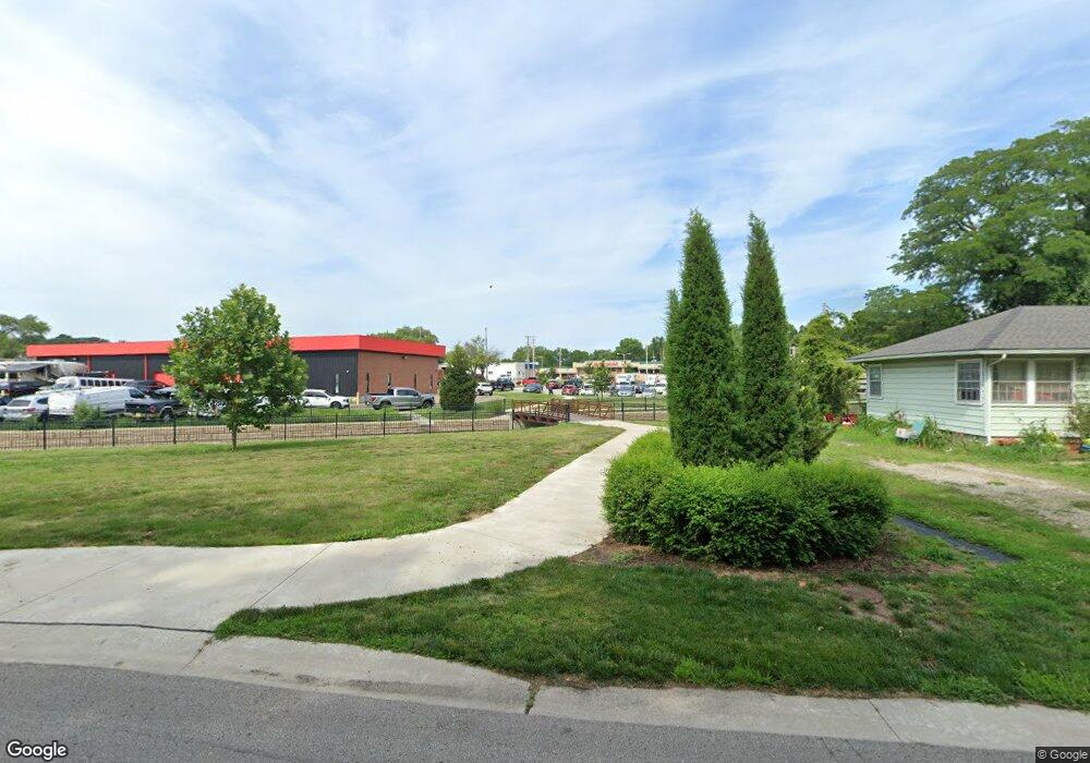 6150 Roger Dr, Shawnee, KS 66203 - photo 1