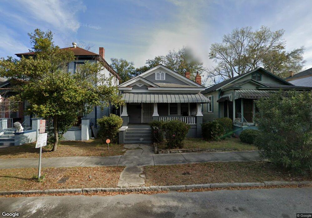 916 W 38th St, Savannah, GA 31415 - photo 1