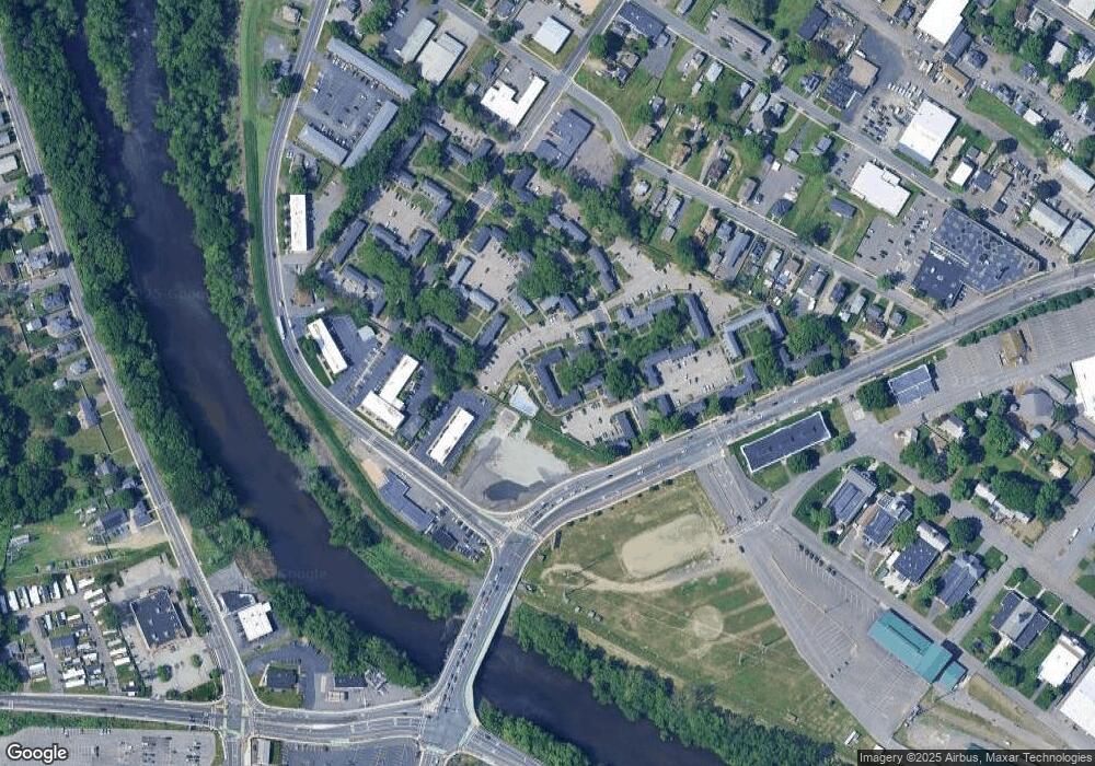 21 Colony Rd unit 1-B, 21, West Springfield, MA 01089 - photo 1